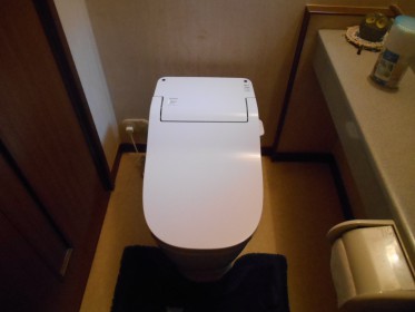 遠田郡美里町＿お掃除簡単！泡の出るトイレリフォーム