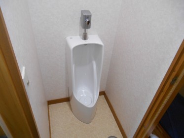 石巻市あゆみ野＿男性用小便器トイレリフォーム