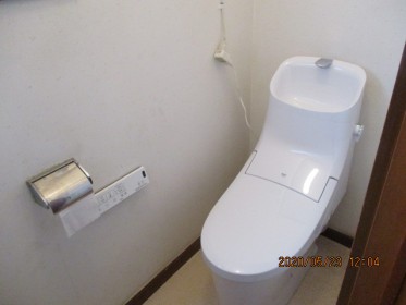 石巻市垂水町＿フチなしでお掃除楽々トイレリフォーム