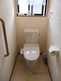 石巻市泉町＿フチ無しでお掃除楽々トイレリフォーム