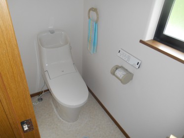 石巻市桃生町＿ホワイトで統一したトイレリフォーム