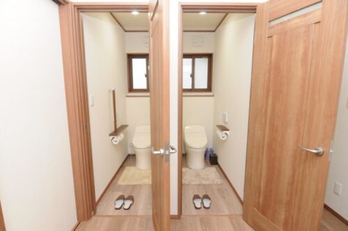 トイレリフォームを極める！LIXIL「サティスS」のコンパクトな美しさと「サティス」ならではの清潔機